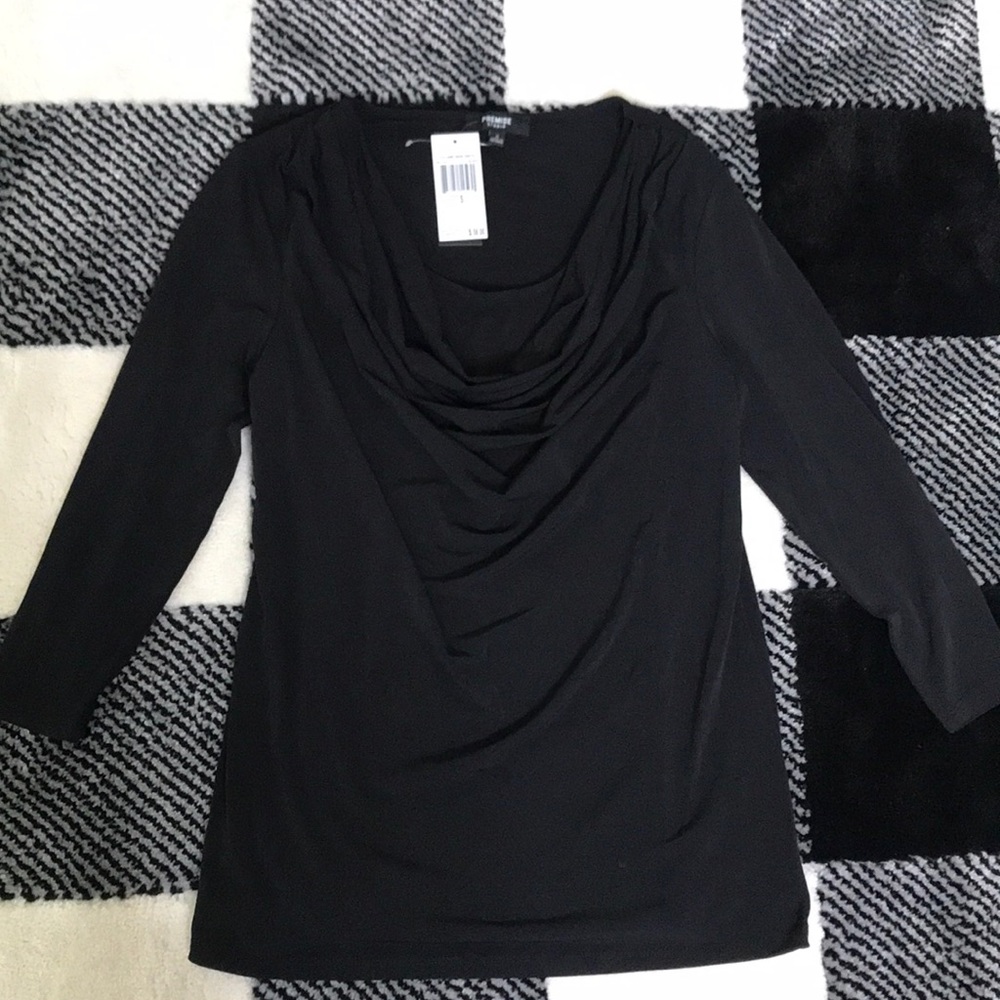 low neck top